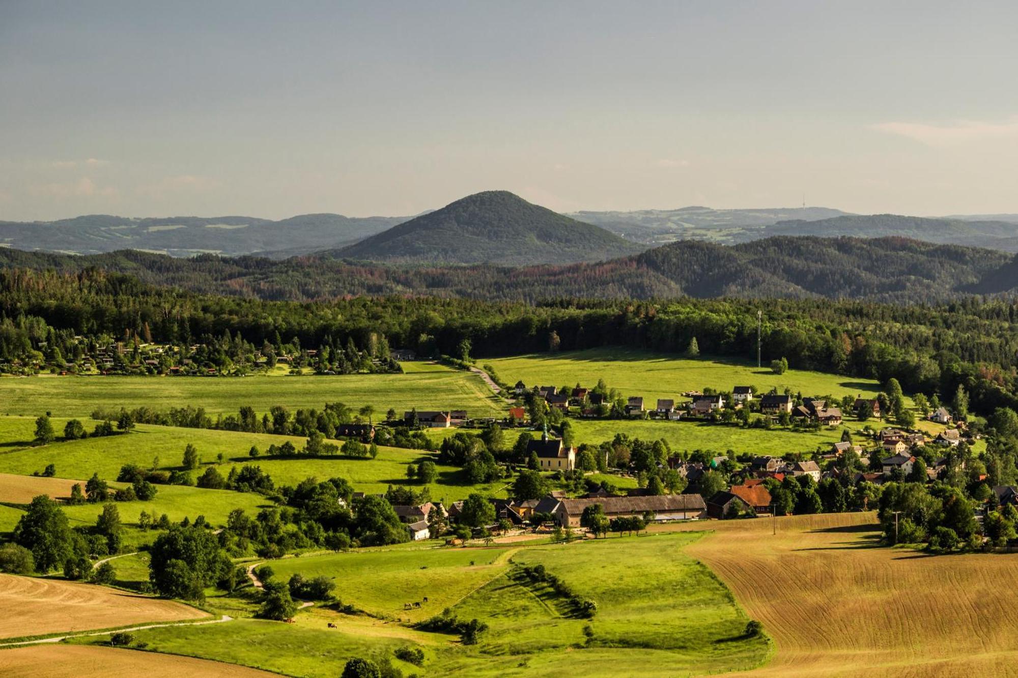 Gasthaus "Zum Wanderstuebel" Hinterhermsdorf Esterno foto